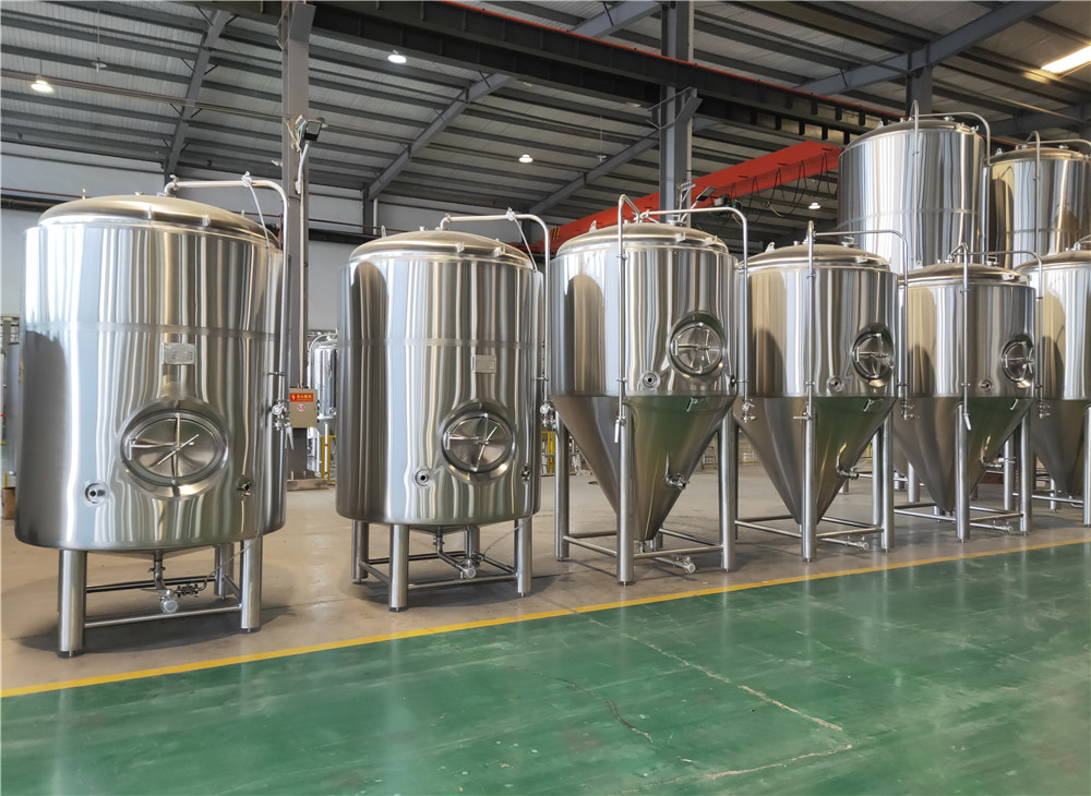 What is a 7 bbl brewing system, 7bbl brewhouse, 20bbl fermenter 7bbl brewhouse direct fire